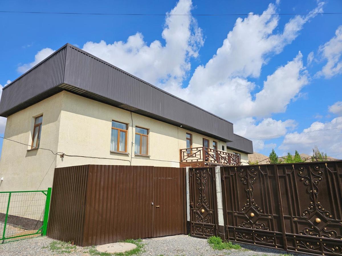 Guest House Tenir Too Naryn Exterior foto